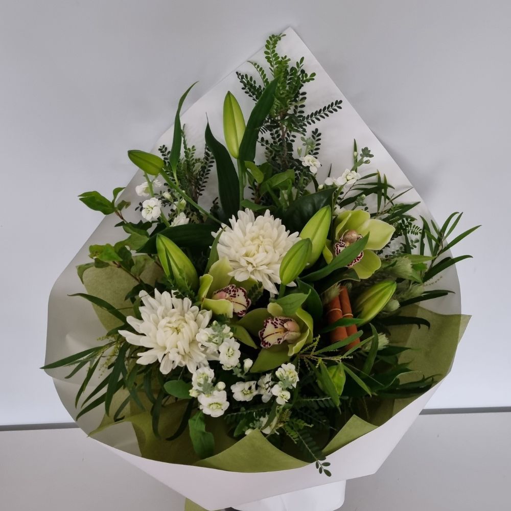 Bouquet - Whites & Greens